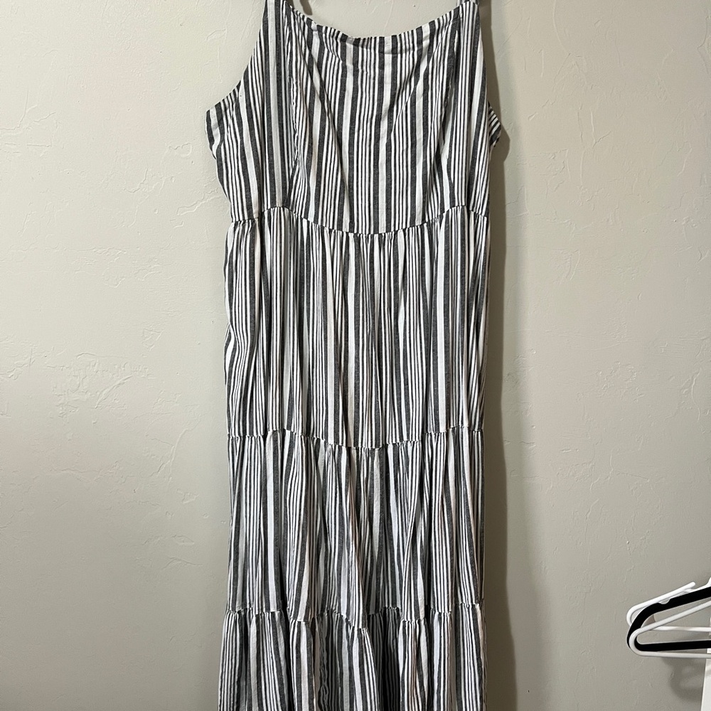 Old Navy Black and White Striped Maxi Dress